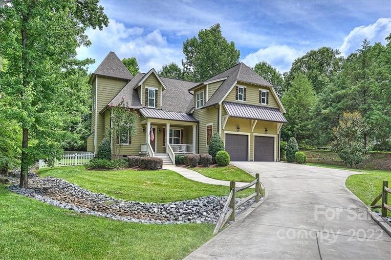 3609 Carmel Forest Dr, Charlotte, NC 28226
