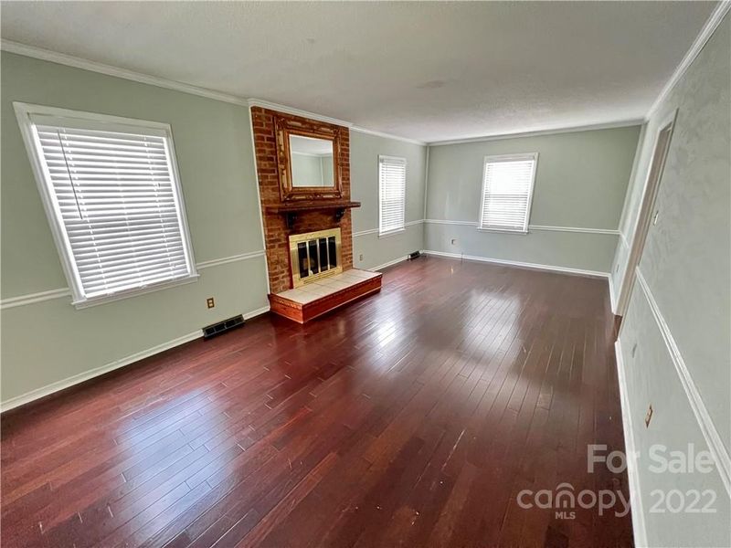 5215 Rolling Oak Ln, Charlotte, NC 28227