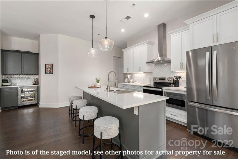 501 E 37th St #G, Charlotte, NC 28205