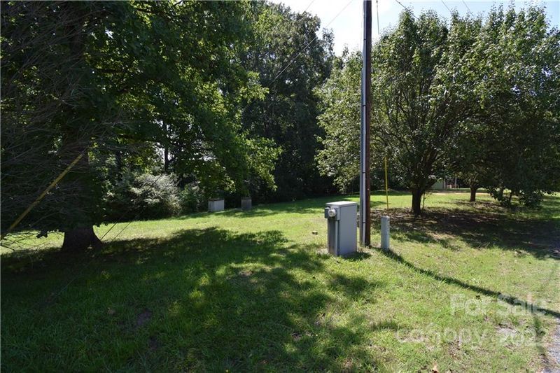 111 Mccarver Rd, Gastonia, NC 28056
