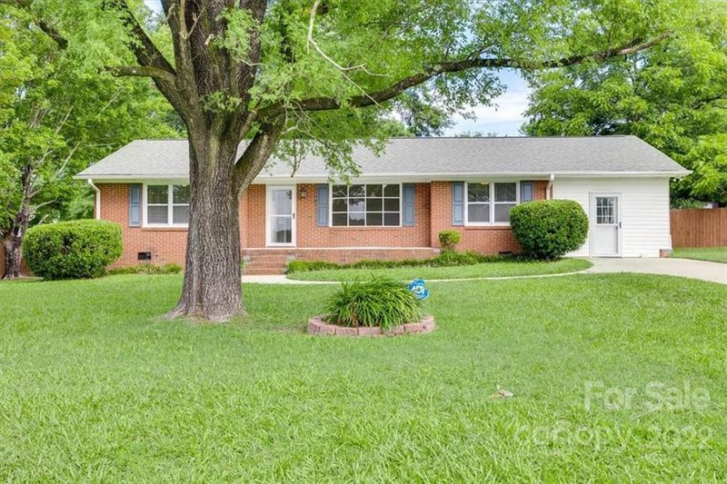 527 Carolina Dr, Chester, SC 29706