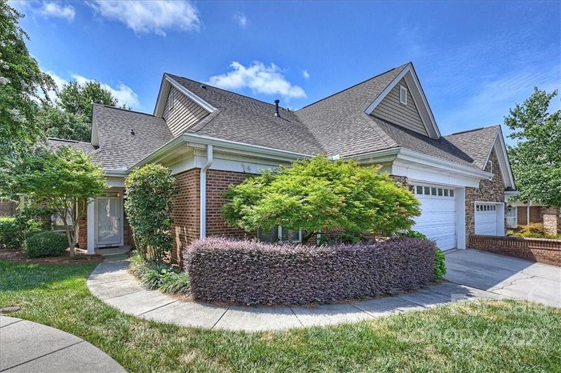 10605 Fortuna Ct, Matthews, NC 28105