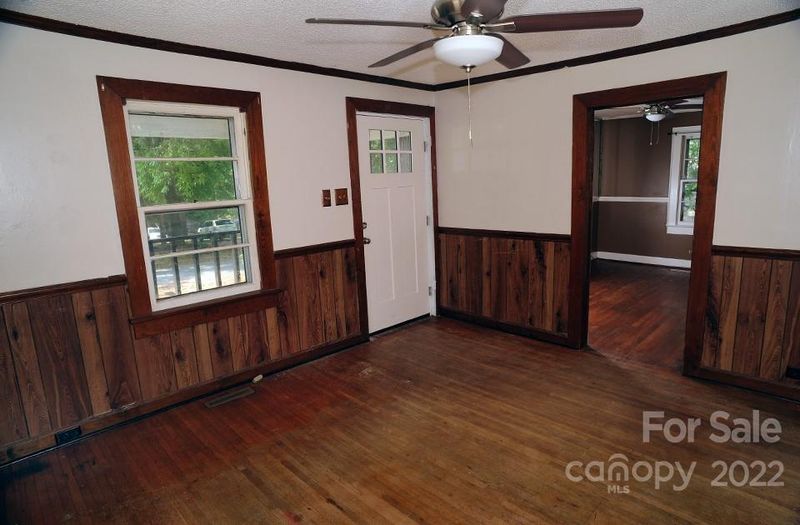 323 20th St, Kannapolis, NC 28083
