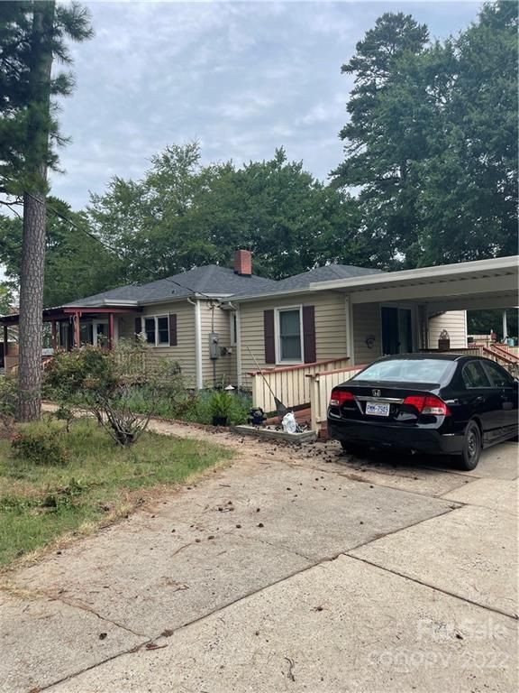 116 E Catawba Dr E, Mount Holly, NC 28120