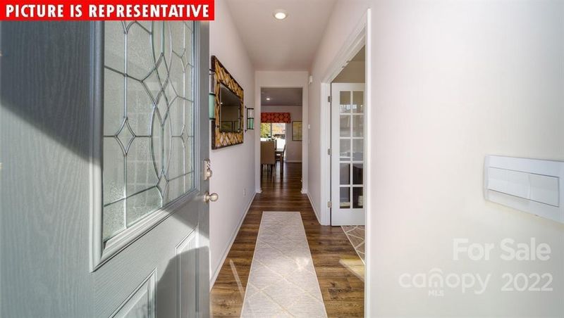 8109 Clairwood Dr, Charlotte, NC 28269