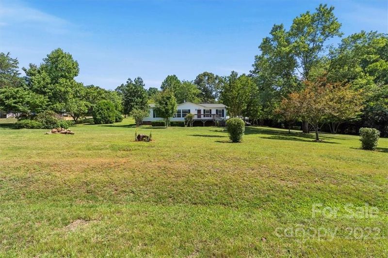 2908 Dove Tree Ln, Lincolnton, NC 28092