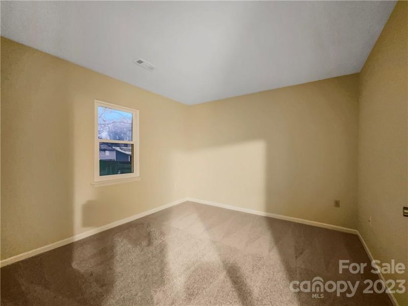 6615 Doubletree Dr, Charlotte, NC 28227