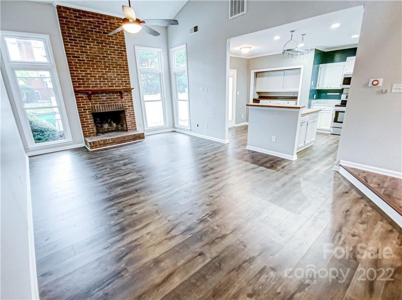 9127 Kings Canyon Dr, Charlotte, NC 28210