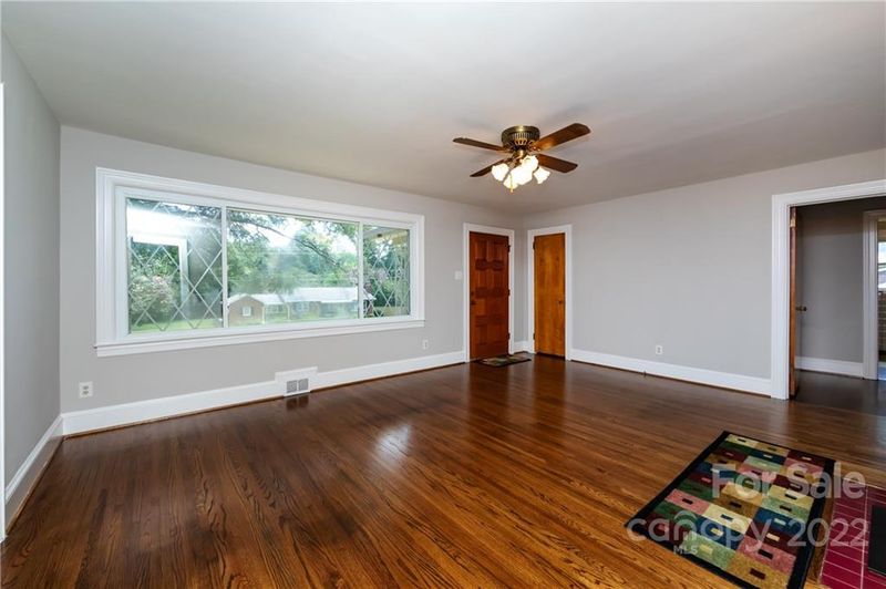 1201 Dale Ave, Charlotte, NC 28216
