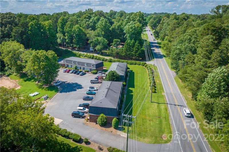 3443 Section House Rd, Hickory, NC 28601