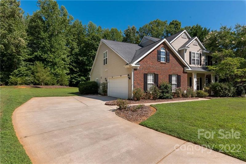 6305 Lowergate Dr, Waxhaw, NC 28173