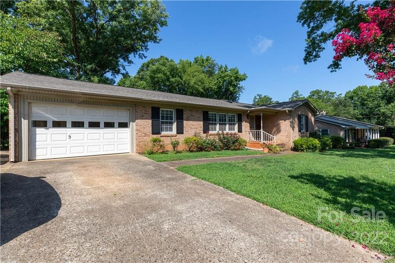 695 Bancroft Dr, Rock Hill, SC 29730