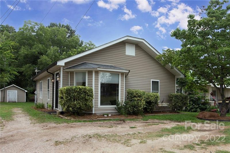 2125 Lane St, Kannapolis, NC 28083