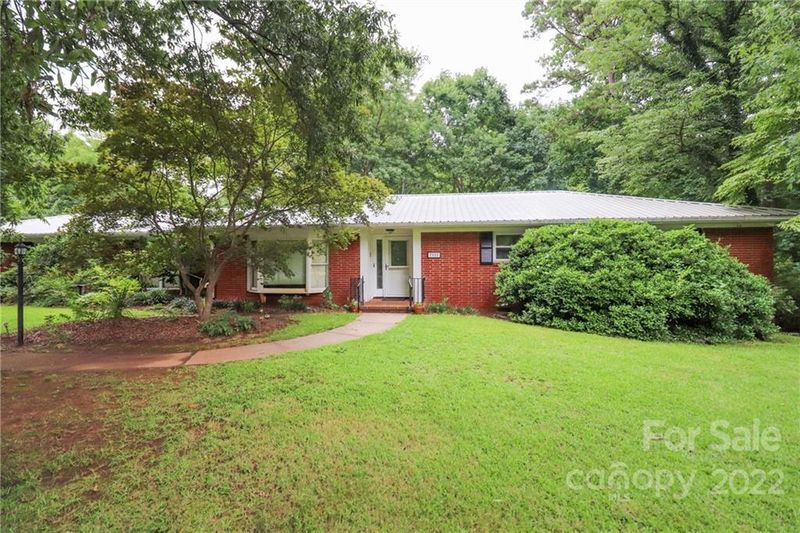 7121 Kuck Rd, Mint Hill, NC 28227