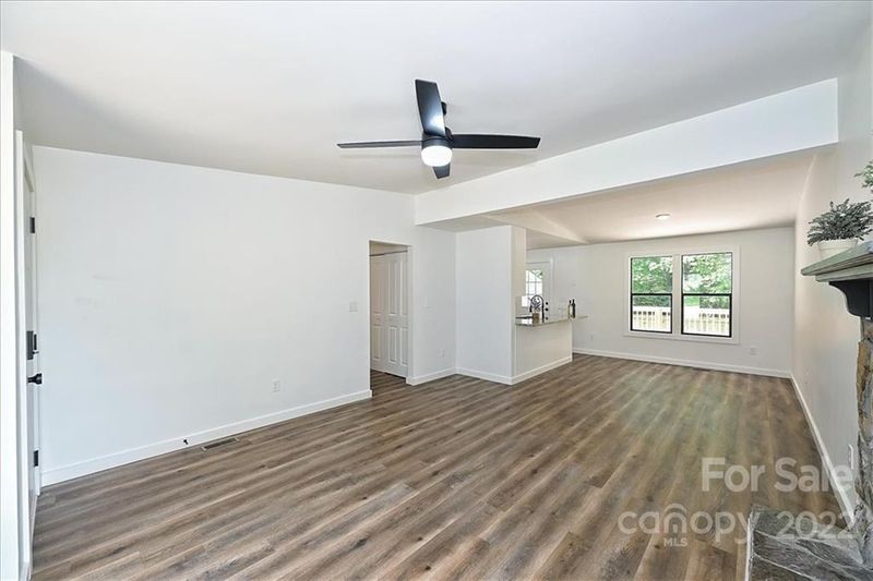 7925 Marin Dr, Charlotte, NC 28215