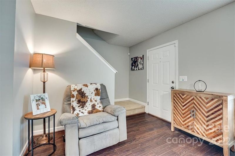 517 Chase Brook Dr, Rock Hill, SC 29732