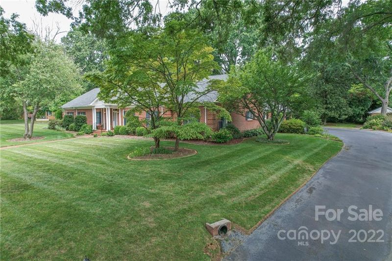 2436 Armstrong Cir, Gastonia, NC 28054