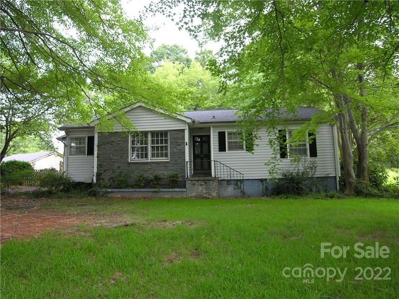 151 Scenic Dr NE, Concord, NC 28025