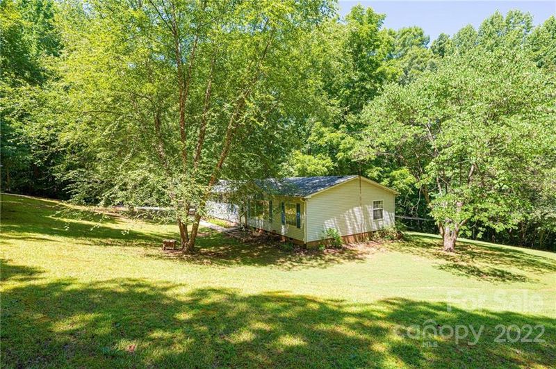136 Spearpoint Ln, Statesville, NC 28625