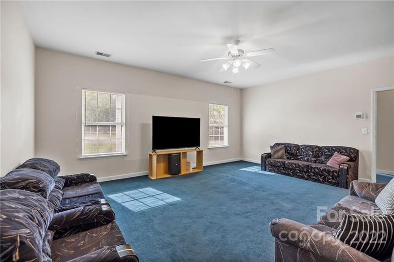 3931 Nevin Rd, Charlotte, NC 28269