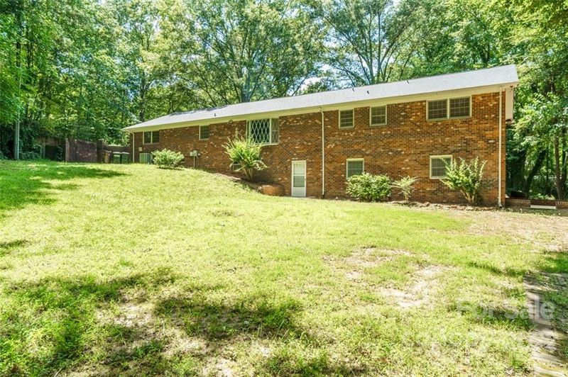 115 Jonas Dr, Lincolnton, NC 28092