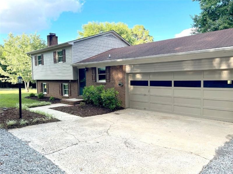 150 Helton Harris Rd, Stanley, NC 28164