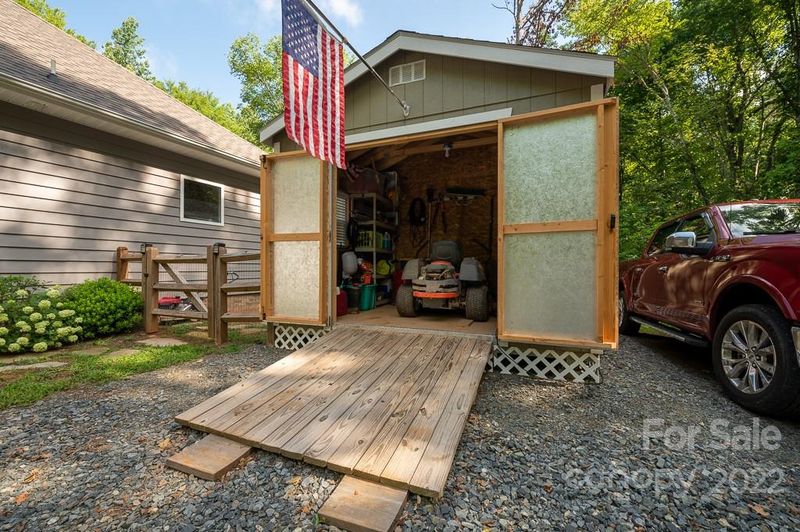 8529 Bartlett Rd, Mint Hill, NC 28227