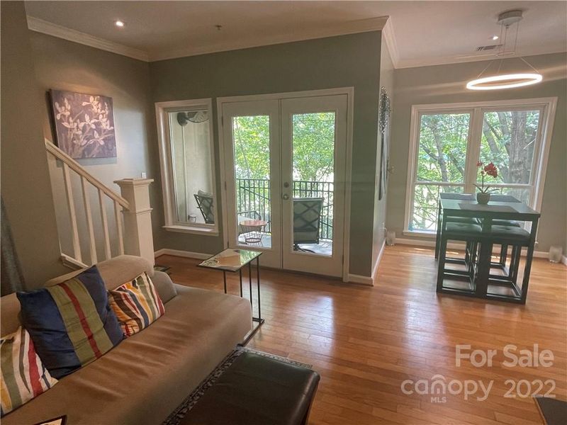 322 S Cedar St, Charlotte, NC 28202