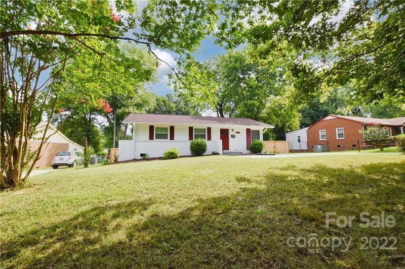 1134 Clanton Rd, Charlotte, NC 28217