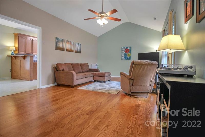 2507 Wilmont Dr, Gastonia, NC 28054
