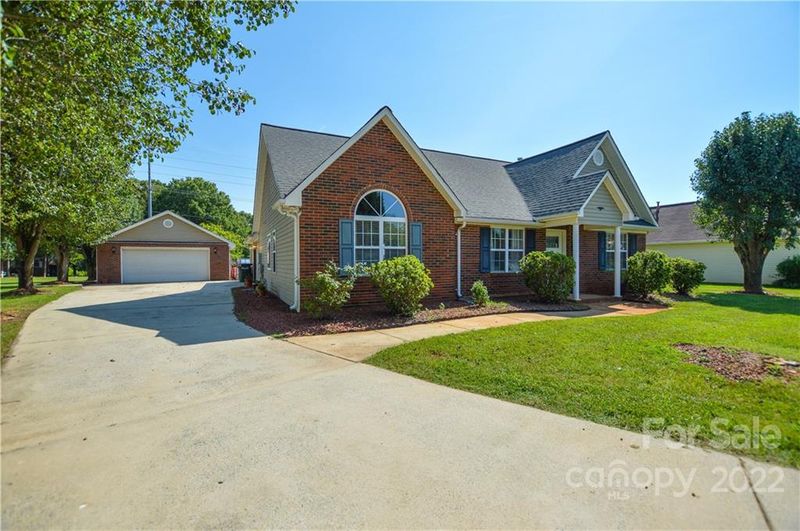 2440 Hunters Way, Monroe, NC 28110