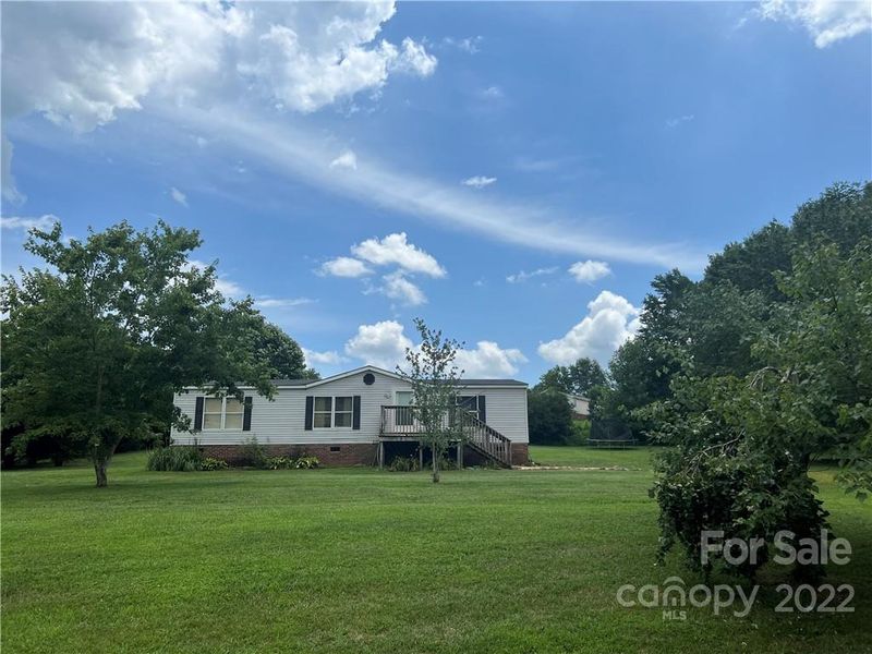 111 Branson Dr, Olin, NC 28660