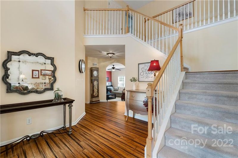 5204 Sunriver Rd, Gastonia, NC 28054