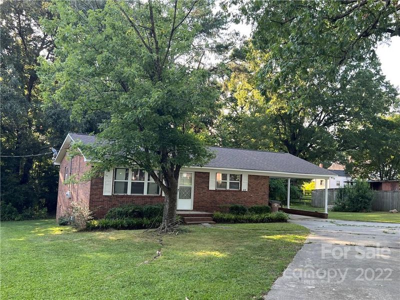 510 Hallman Dr, Marshville, NC 28103
