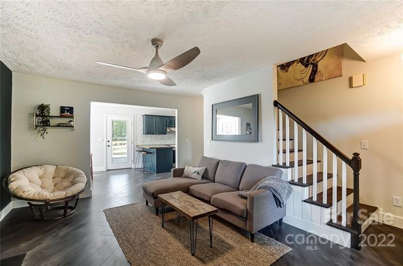 105 Easter Ln, Davidson, NC 28036