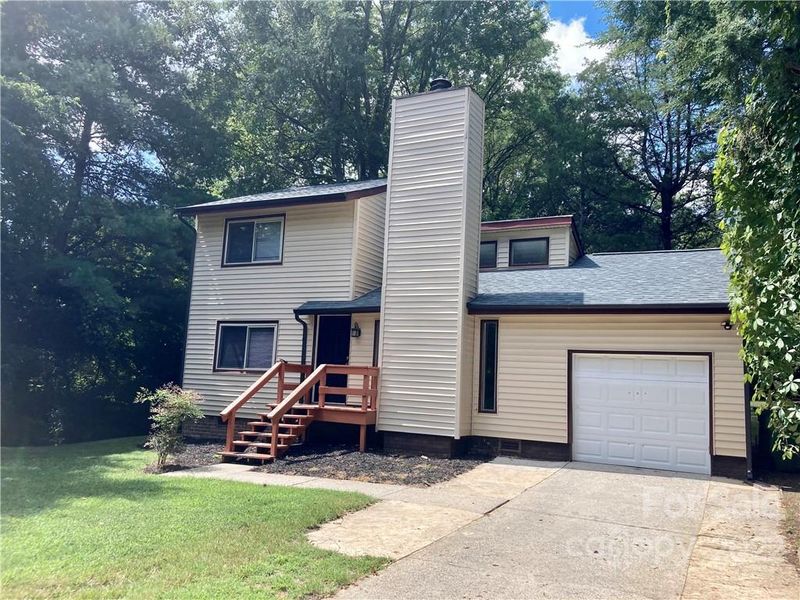 11024 Kingfisher Dr, Charlotte, NC 28226