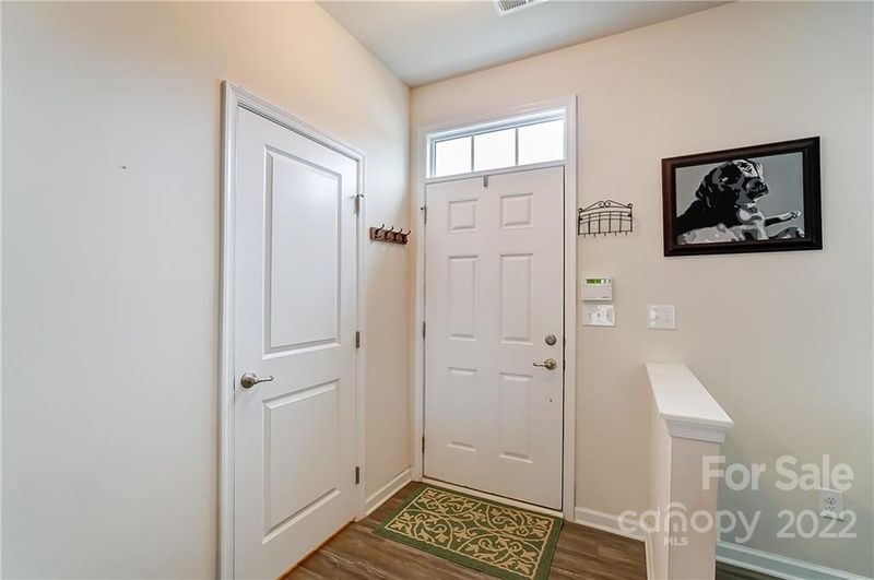 2812 Sand Cove Ct, Denver, NC 28037