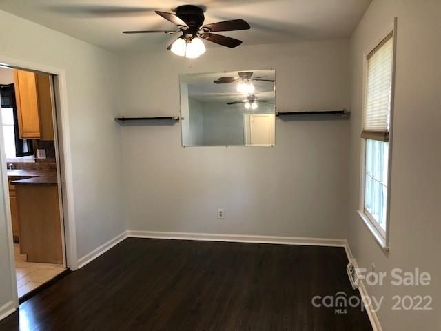 6624 Slatewood Rd, Charlotte, NC 28212