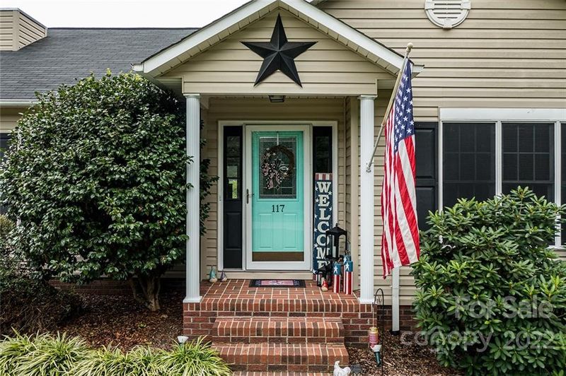 117 Cone Ct NW, Hickory, NC 28601