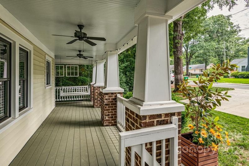 1717 Pecan Ave, Charlotte, NC 28205