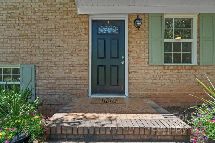 2134 Poinsett Dr, Rock Hill, SC 29732