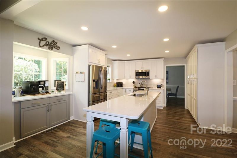 13120 Graymist Dr, Charlotte, NC 28215