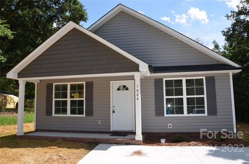 1004 Mount Olivet Rd, Kannapolis, NC 28083