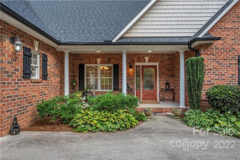 7175 Windy Oaks Dr, Denver, NC 28037