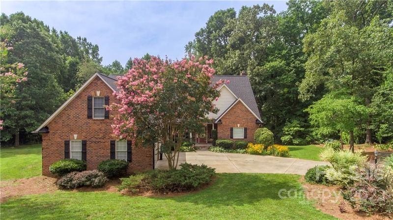 7175 Windy Oaks Dr, Denver, NC 28037