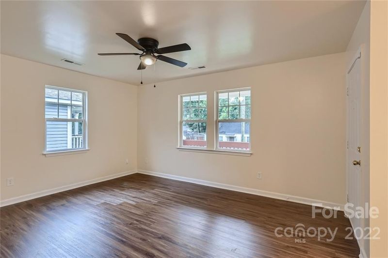 2313 Tate St, Charlotte, NC 28216