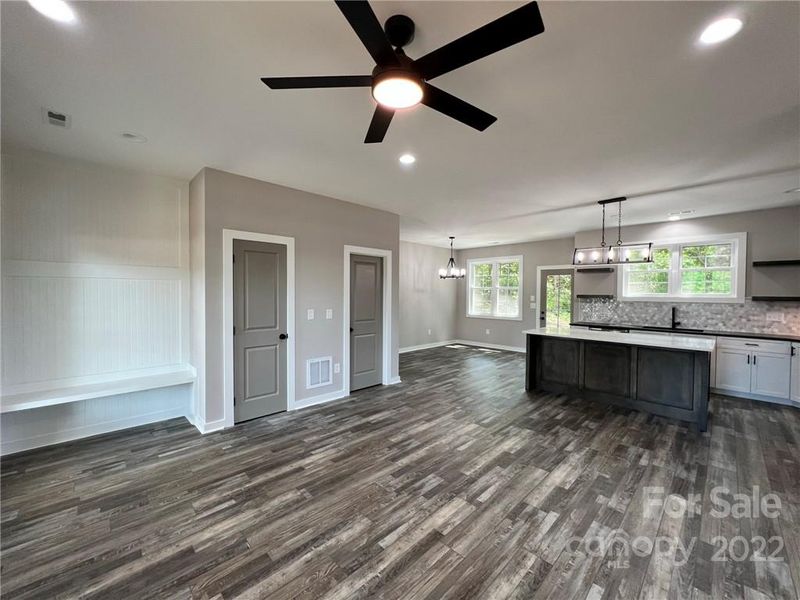 6222 King Wilkinson Rd, Denver, NC 28037