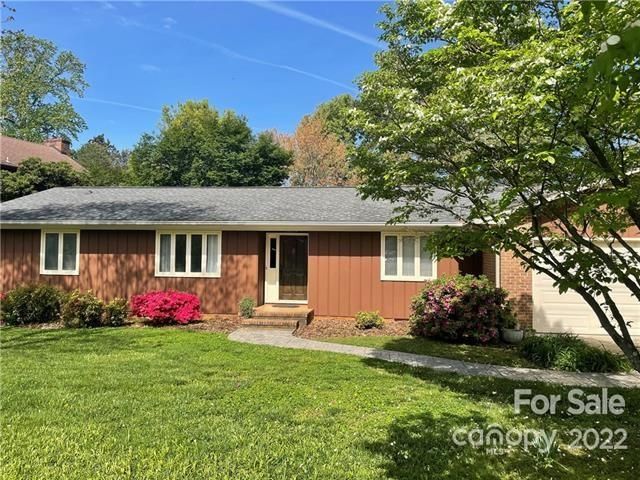 20710 Rio Oro Dr, Cornelius, NC 28031