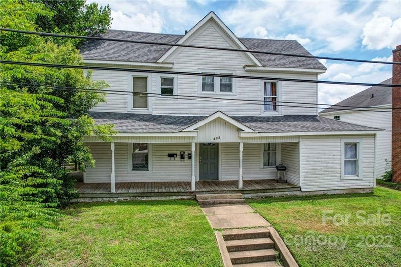 233 Academy Ave, Concord, NC 28025