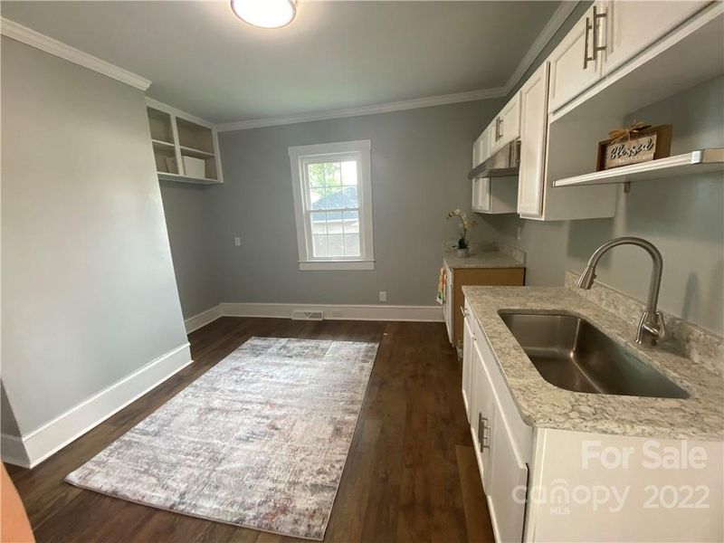 316 Mayflower Ave, Cramerton, NC 28032